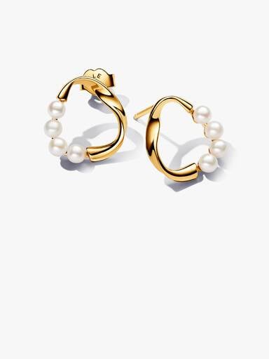 Clous d’oreilles Cercle de forme organique et perles de culture d’eau douce traitées